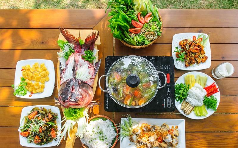 nhà hàng sân vườn đẹp ở Hà Nội-Công Viên Nhỏ (2)
