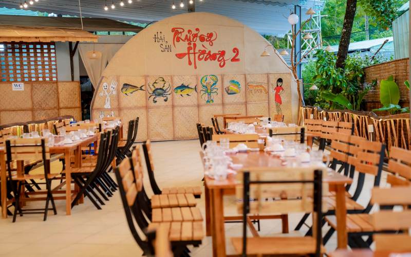 nhà hàng hải sản ngon ở Phú Quốc - Phượng Hoàng  2 (2)
