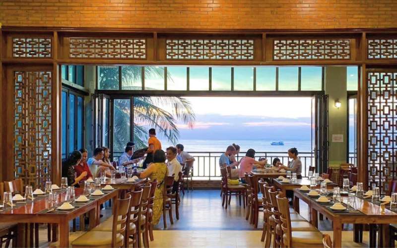 nhà hàng view biển Phú Quốc - Xin Chào Phú Quốc (1)